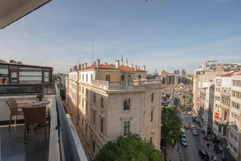 Akka Lush - Fotoja 3