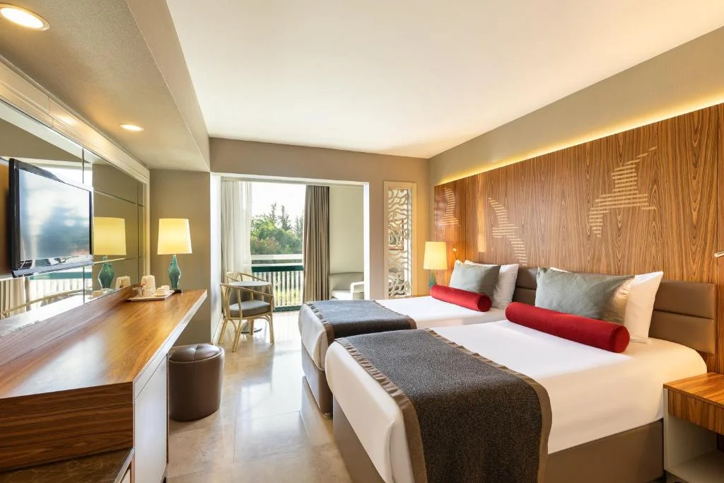 PALOMA Perissia - Fotoja 2