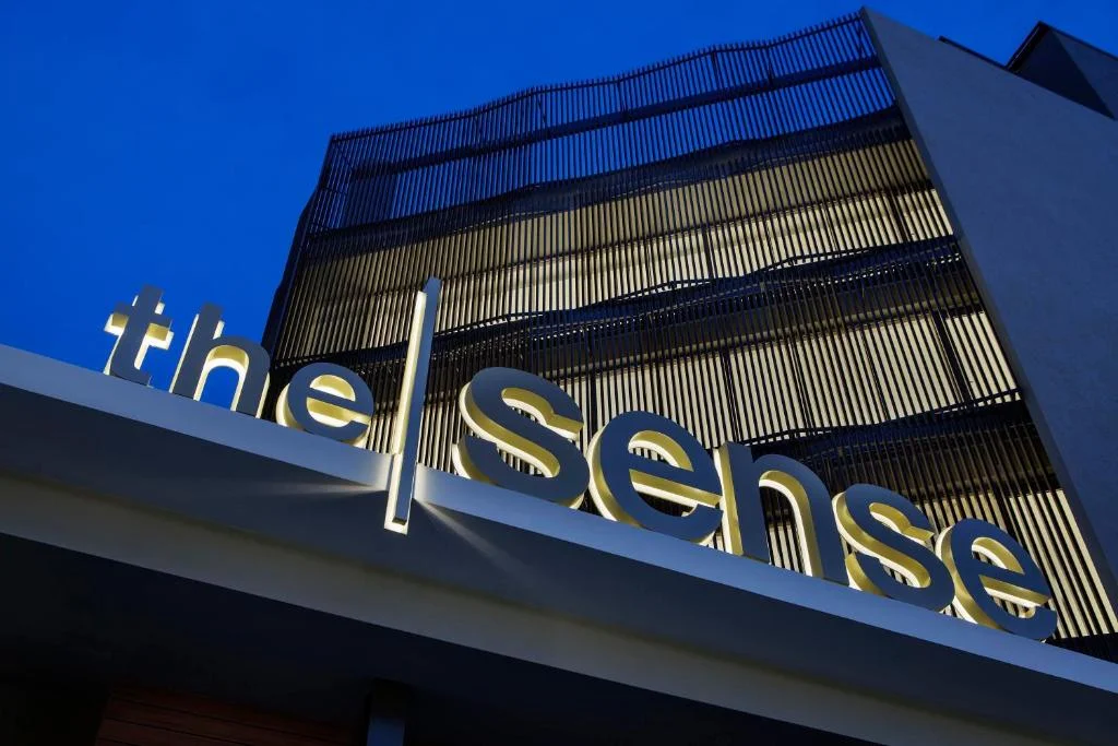 The Sense Deluxe - Fotoja 2